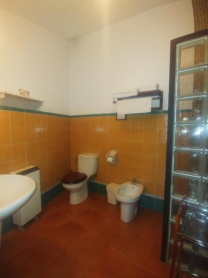 La Troje Oropesana Guest House Exterior photo