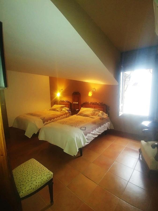 La Troje Oropesana Guest House Exterior photo