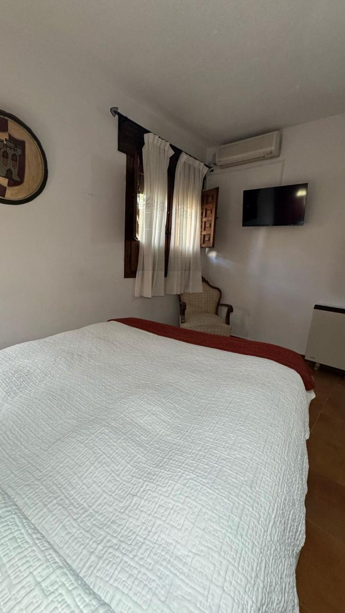 La Troje Oropesana Guest House Exterior photo