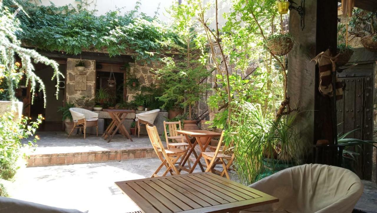 La Troje Oropesana Guest House Exterior photo