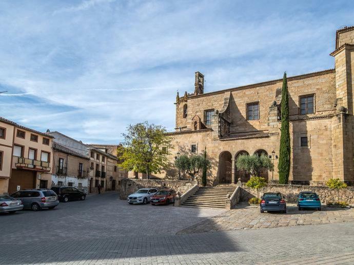 La Troje Oropesana Guest House Exterior photo